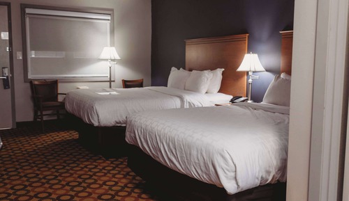 Room, 2 Queen Beds, Non Smoking, Pool View