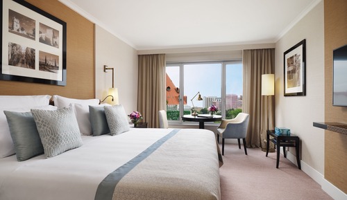 Deluxe Room, City View