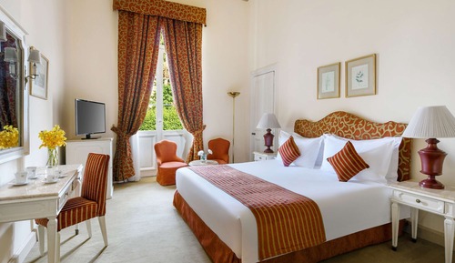 Superior Room, 1 King Bed, Garden View