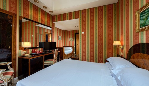 Classic Room, 1 King Bed