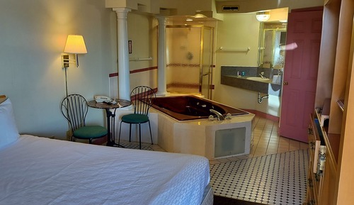 Honeymoon Studio, 1 King Bed