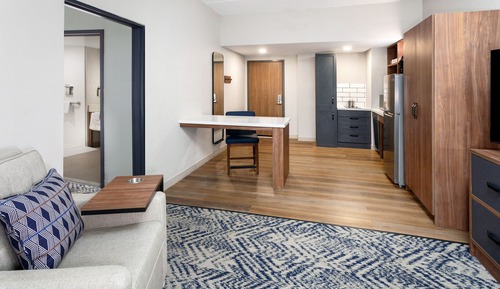 Room, 1 Queen Bed, Roll-in Shower (Communications, Roll-In Shower)