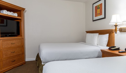 Suite, Multiple Beds, Kitchenette (2 Double Beds, Sofa Bed)