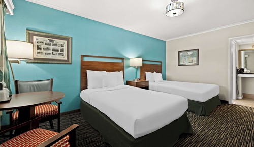 Standard Room, 2 Double Beds, Non Smoking, Refrigerator & Microwave (Full Size Mattress)
