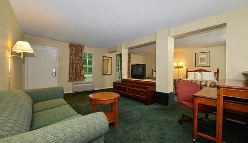 Suite, 2 Double Beds, Non Smoking
