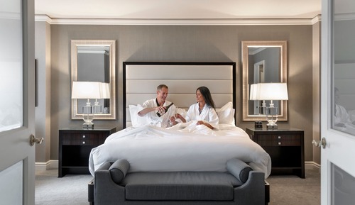 Standard Room, 1 King Bed (Mobility/Hearing Access, Roll-In Shwr)