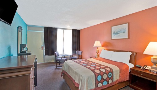 Room, 1 Double Bed, Accessible, Smoking (Mobility Accessible)
