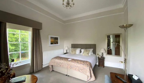 Manor Suite