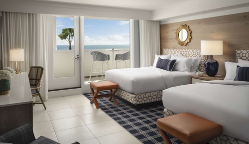 Cabana Oceanfront 2 Queens Mobility Accessible Tub