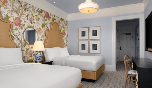 Victorian Oceanfront 2Q with Club
