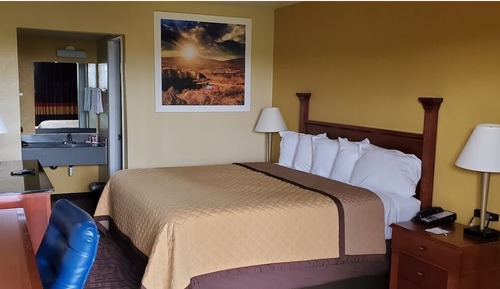 Standard Room, 1 King Bed, Non Smoking
