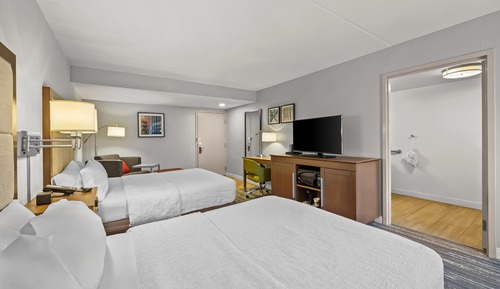 Room, 2 Queen Beds, Accessible, Non Smoking