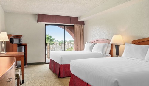 Deluxe Room, 2 Queen Beds