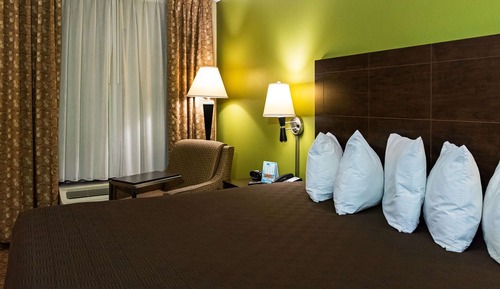 Room, Accessible, Non Smoking (Mobility, Roll-In Shower)