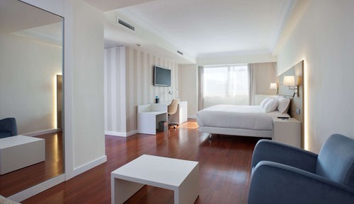 Superior Room (Extra Bed 2 adults + 1 child)