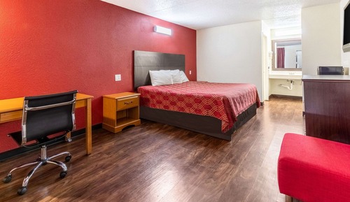 Standard Room, 1 King Bed, Non Smoking