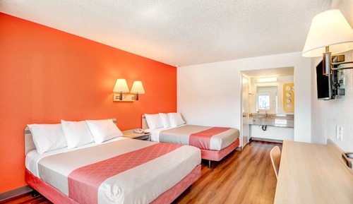Standard Room, 2 Double Beds, Non Smoking