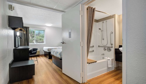 Standard Room, 2 Double Beds, Accessible, Non Smoking