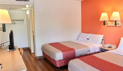 Deluxe Room, 2 Double Beds, Non Smoking, Refrigerator & Microwave