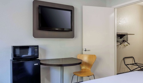 Standard Room, 1 Double Bed, Accessible, Non Smoking