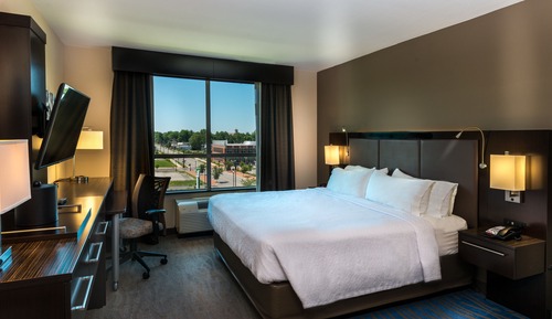 Standard Room, 1 King Bed, Balcony