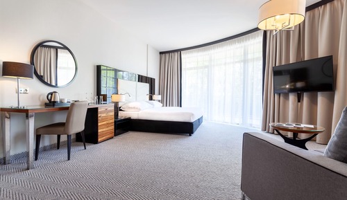 Standard Triple Room, Partial Sea View (Partial Sea View)