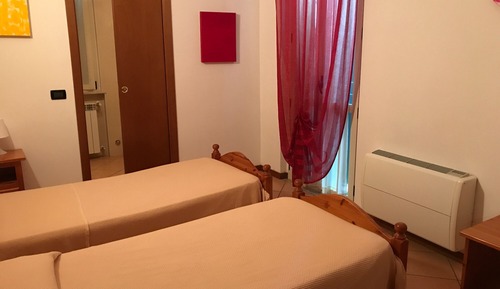 Twin Room (Single Use)