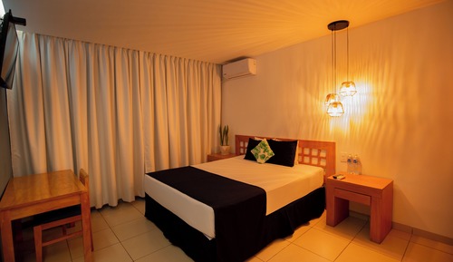 Standard Room, 1 Queen Bed, Garden View