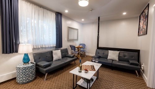 Suite, Balcony
