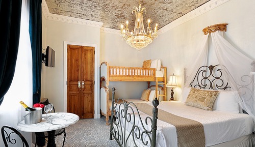 Conti Suite