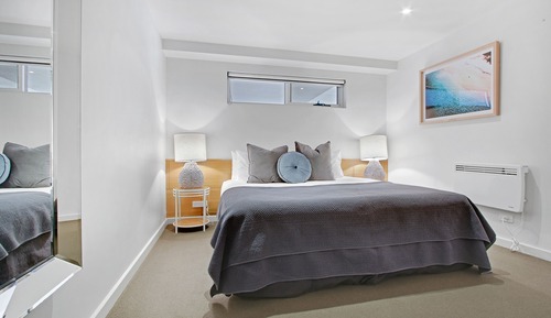 One Bedroom Courtyard Apartment