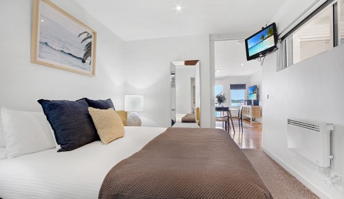 One Bedroom Spa Bay View Apartment