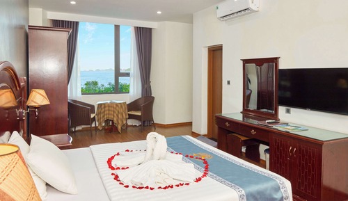 Premium Triple Room