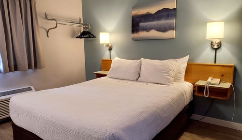 Basic Single Room, Kitchenette