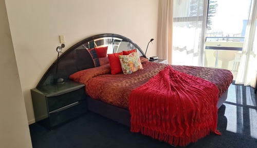 1 Bedroom Oceanview Suite
