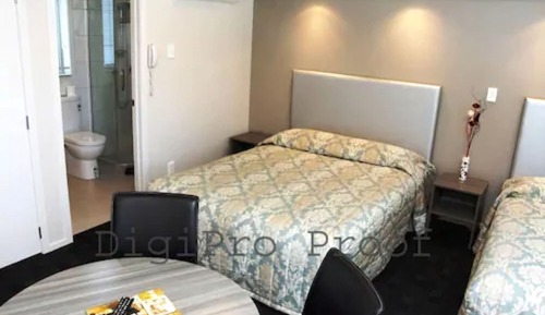 Standard Studio, Kitchen (Spacious Studio Unit)