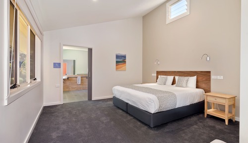 1 Bedroom Easy Access Disabled Compliance Apartment