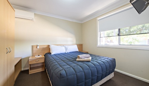 Executive Three Bedroom Cottage