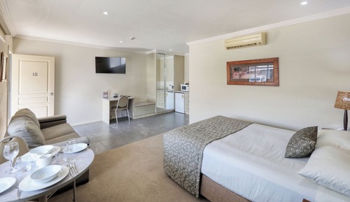 Queen Suite