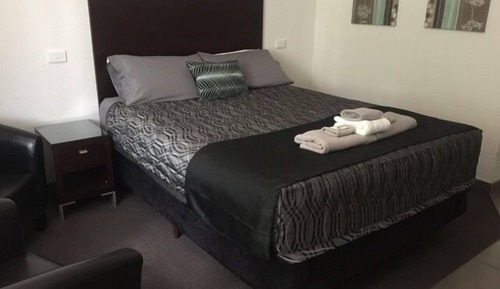 Standard Room, Non Smoking (Queen Room)