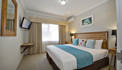 1 Bedroom Suite (Unit 12) 