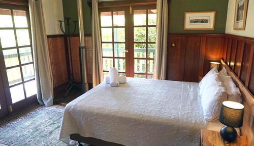 Forest View Spa Suite
