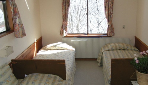 Twin Room  with One Extra Bed, Separate Bath