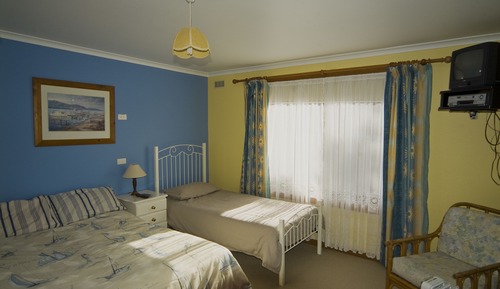 3 Bedroom House, 2 Bathrooms