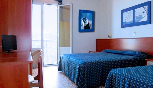 Triple Room, Balcony