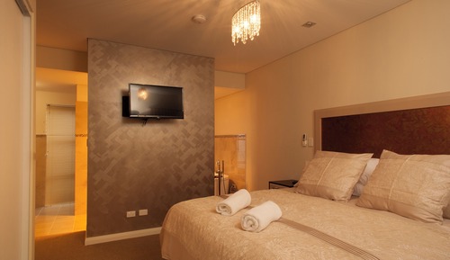 Luxury Villa, 2 Bedrooms, 2 Bathrooms, Courtyard Area
