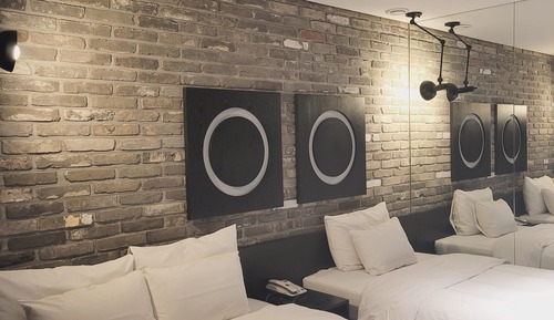 Standard Twin Room (1 Double & 1 Single Bed)