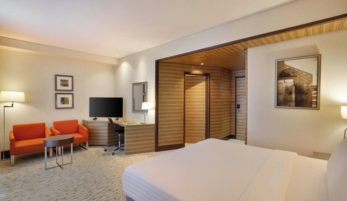 Premier Room, 1 King Bed, Non Smoking