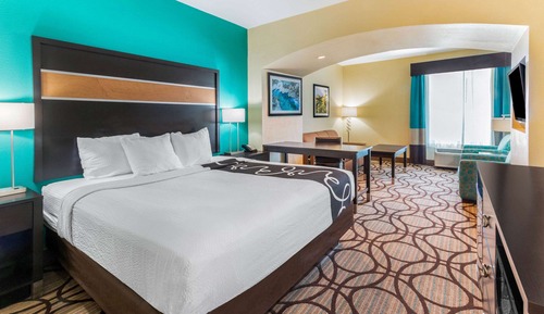 Deluxe Room, 1 King Bed, Non Smoking (Deluxe Executive Room)