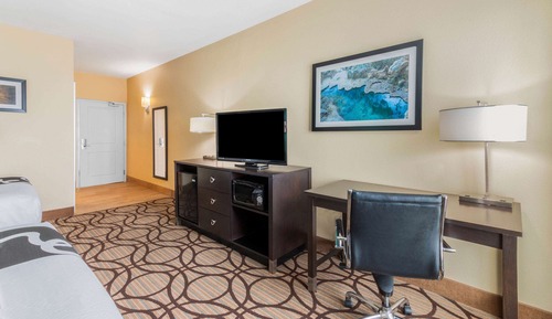 Room, 2 Queen Beds, Non Smoking